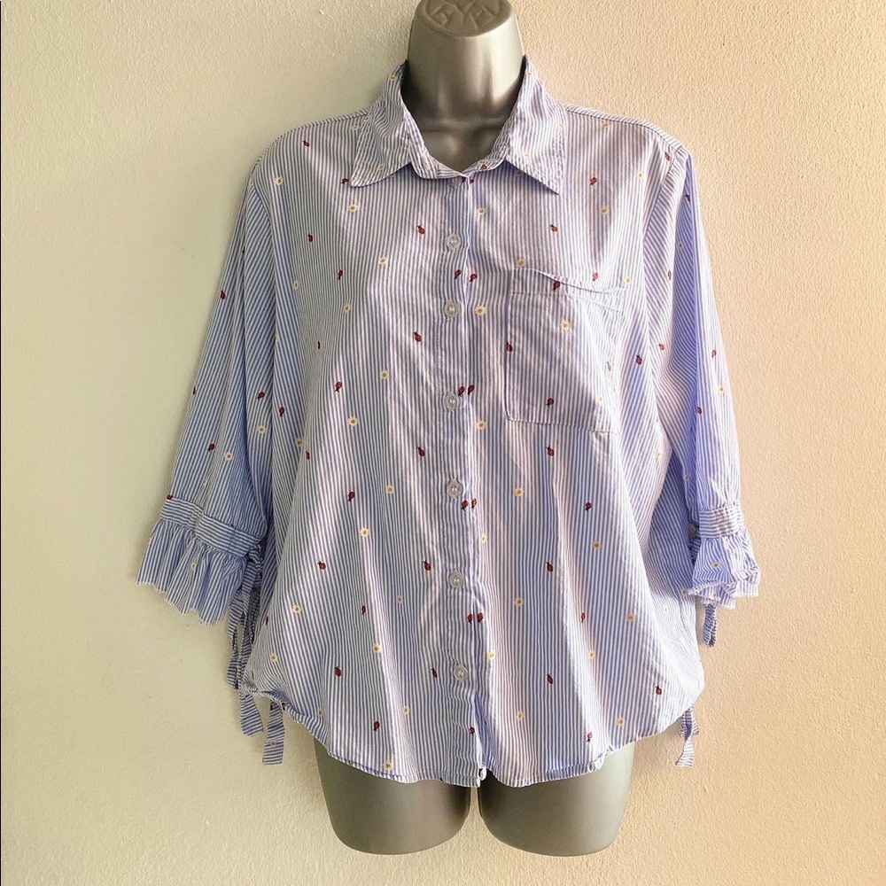 CUTEPRINT TOP - LIKE NEW